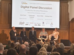 Digital Panel